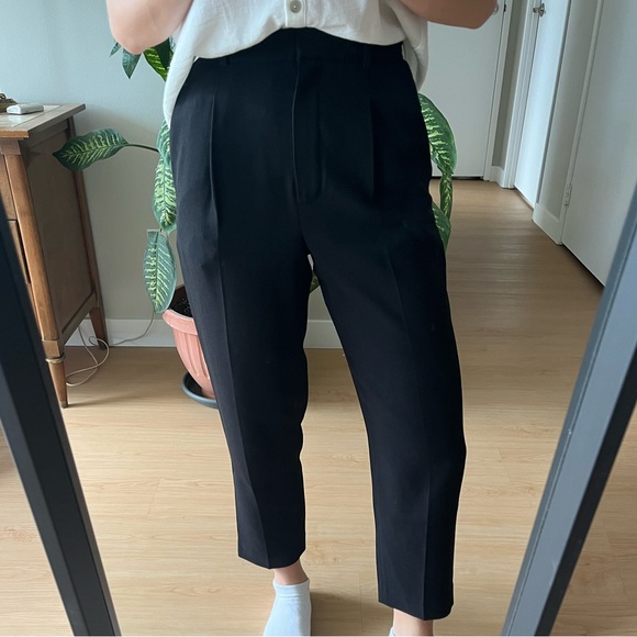 Wilfred Cropped Pleated Trousers in Black - Picture 2 of 12